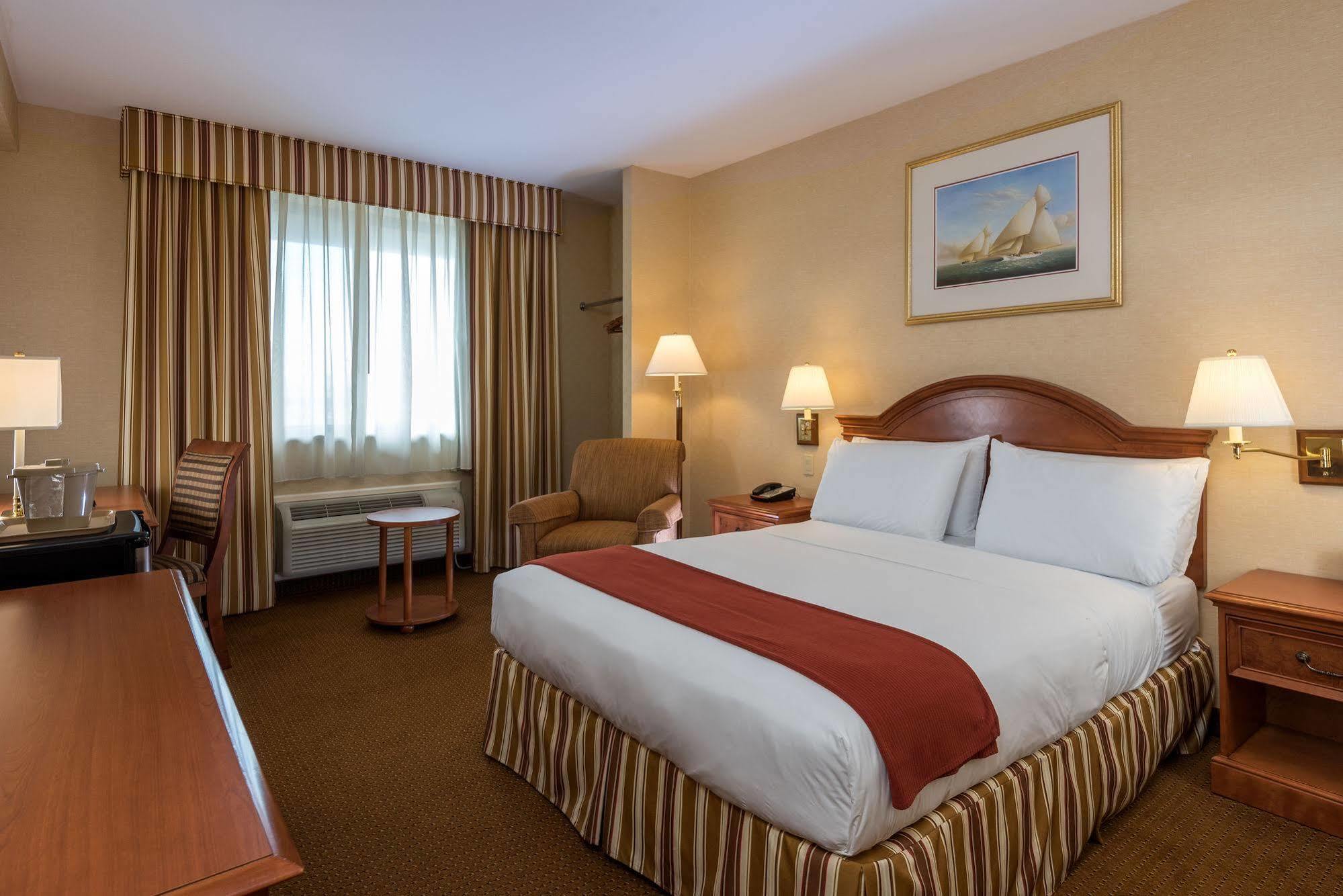 Five Towns - Jfk Airport 3*