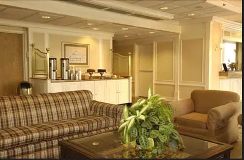 Hotel Five Towns - Jfk Airport Lawrence