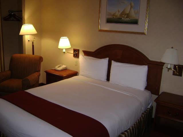 Five Towns - Jfk Airport 3*